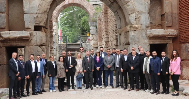 a-parti-iznik-bursanin-anahtari-olacak-n4xG4PbT.webp