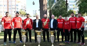 antalya-muratpasa-spor-kulubunde-gorev-bolumu-yapildi-FvUQedPJ.webp