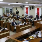 baskan-kinaydan-emek-ve-halk-vurgusu-YfabQI83.webp