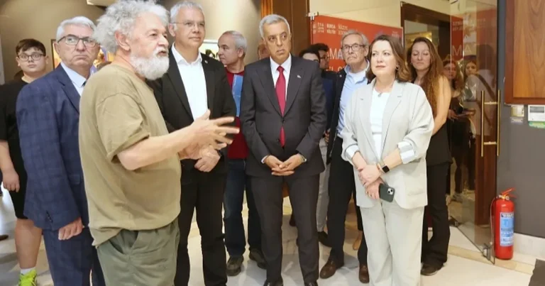 bursa-buyuksehirden-n-zim-hikmet-anisina-sempozyum-B37Ec8a1.webp