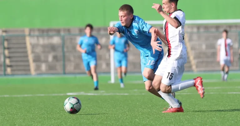 bursa-gemlik-belediyespor-u17-sampiyon-oldu-fs7ERZMD.webp