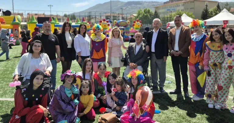 bursa-gemlikte-1-engelsiz-festivali-coskuyla-gerceklesti-RQAVBOpk.webp