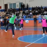 bursa-inegolde-engeller-sahada-asildi-wNePGbVz.webp