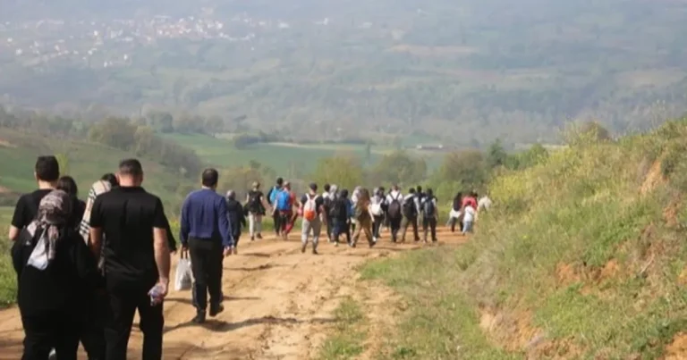 bursada-inegol-belediyesinden-19-mayis-doga-yuruyusu-etkinligine-davet-3EufNdNG.webp