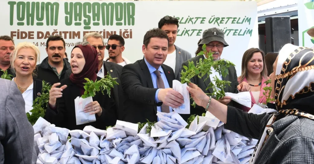 bursada-osmangazi-belediyesinden-ucretsiz-fide-dagitimi-V5InBTm7.webp