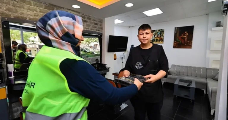 denizli-buyuksehir-berberlere-penuar-dagitimina-basladi-ylNNpxEH.webp