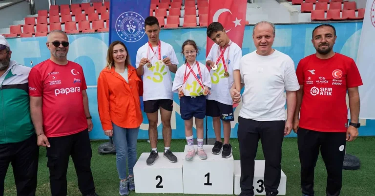 dosd-meram-spor-kulubune-madalya-yagmuru-9QRhOM6O.webp