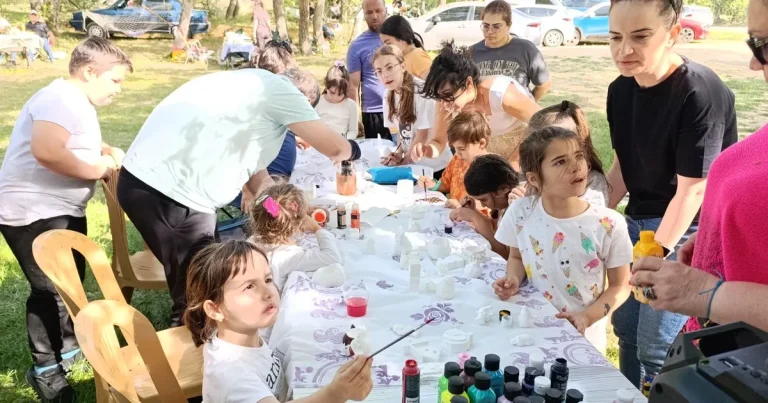 edirne-kesanda-sardos-dallik-piknigiyle-bahari-karsiladi-TFaFuXUB.webp