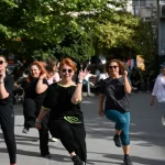 genclik-coskusu-bornova-sokaklarinda-yukseliyor-VAL6qhja.webp