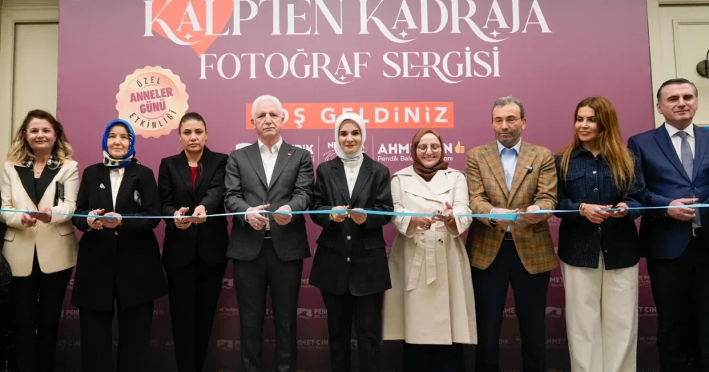 istanbul-pendikte-kalpten-kadraja-sergisi-acildi-Jj1fFCMw.webp