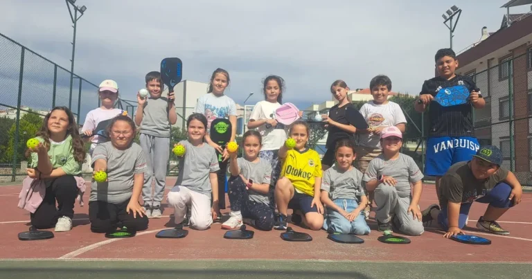 izmirde-pickleball-ligi-heyecani-16bsTuLT.webp