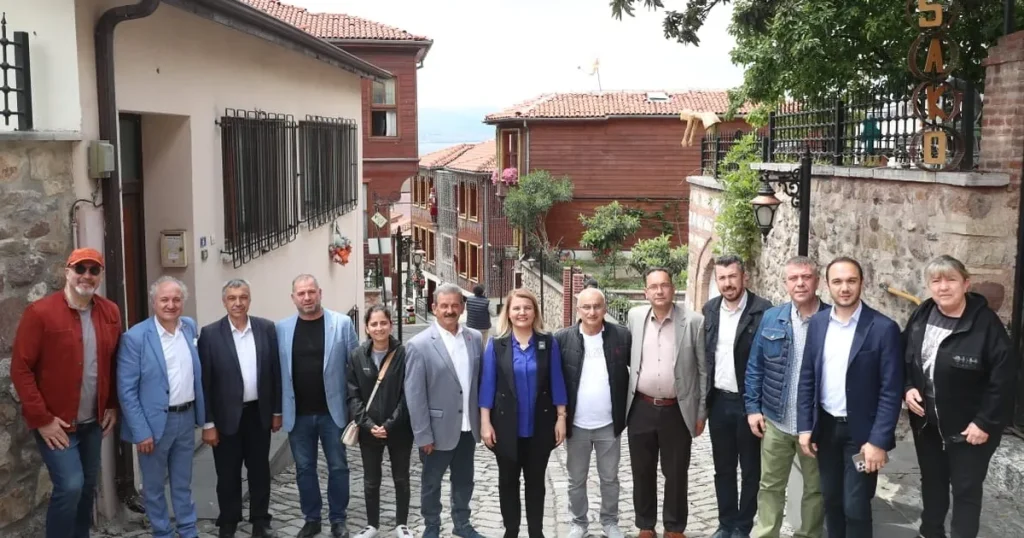 kapancada-soz-sanatin-sahne-sokaklarin-iOdOBrZ8.webp