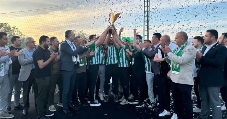 kestelde-birliktelik-sampiyonluk-getirdi-cyYbXLRN.webp