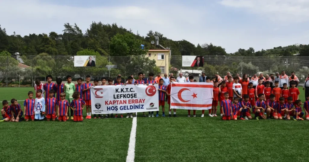 kktcli-minikler-antalya-kumlucada-dostluk-macinda-mcG67Q7D.webp