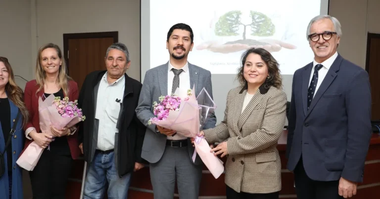 kocaeli-izmit-belediyesinden-engelliler-haftasina-ozel-farkindalik-semineri-ugNFxCI5.webp