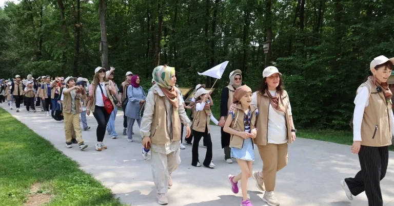 kocaelide-adim-adim-kocaeli-kulubu-sahaya-indi-c8m1c1tT.webp