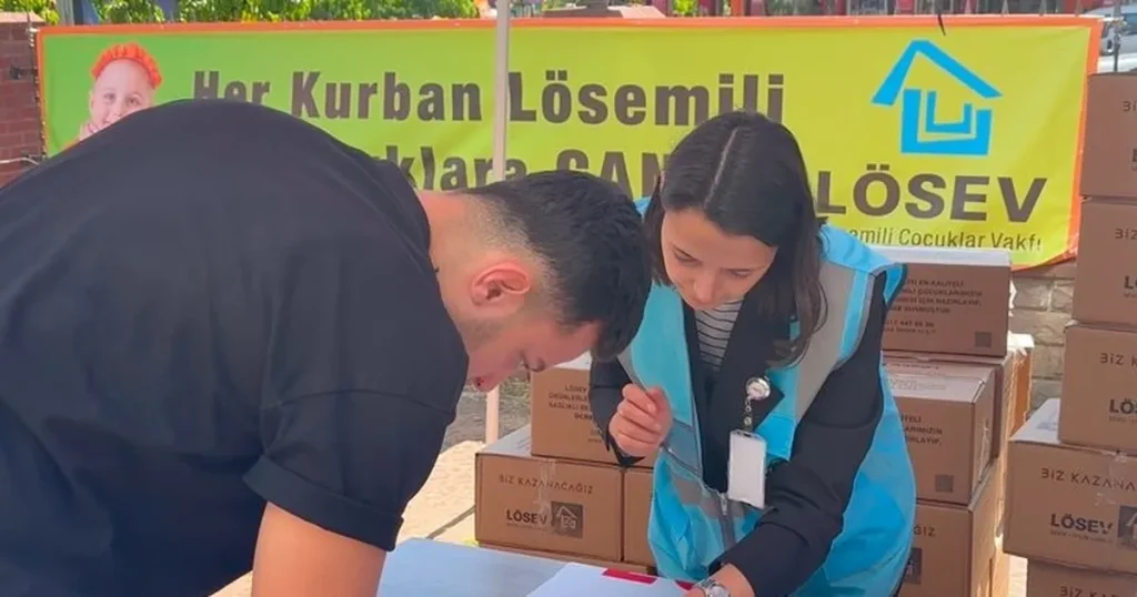 losev-istanbulda-mutluluk-paylastikca-cogaliyor-ZlThglf7.webp