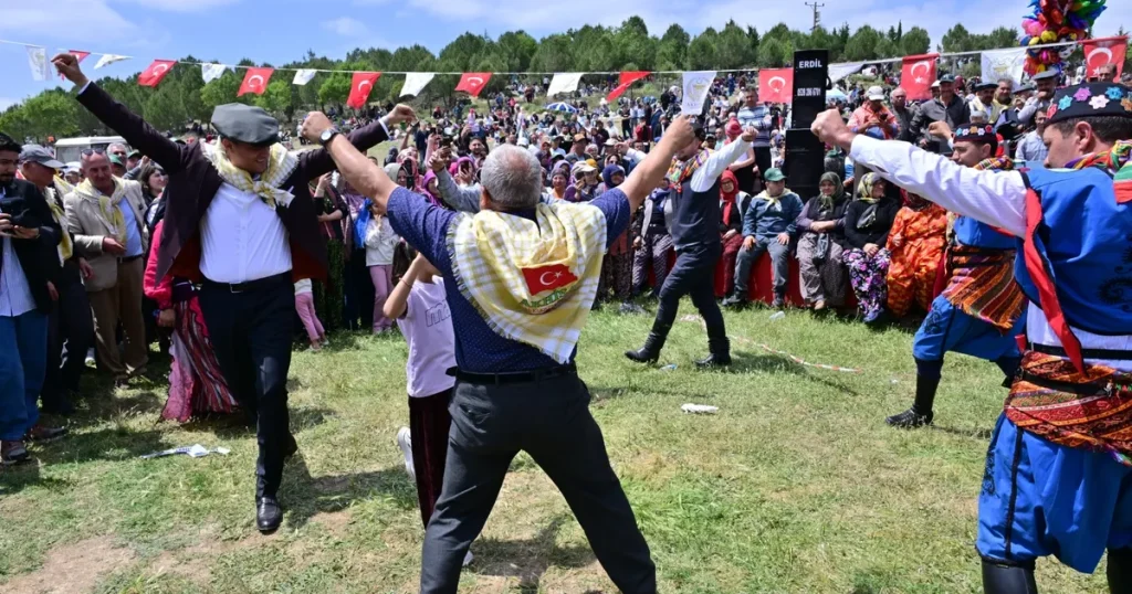 manisa-akhisarda-yoruk-kulturu-yasatildi-lsUJYMy4.webp