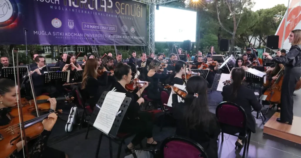 mugla-korolar-senligi-gorkemli-bir-acilisla-basladi-Ll1FCMB8.webp