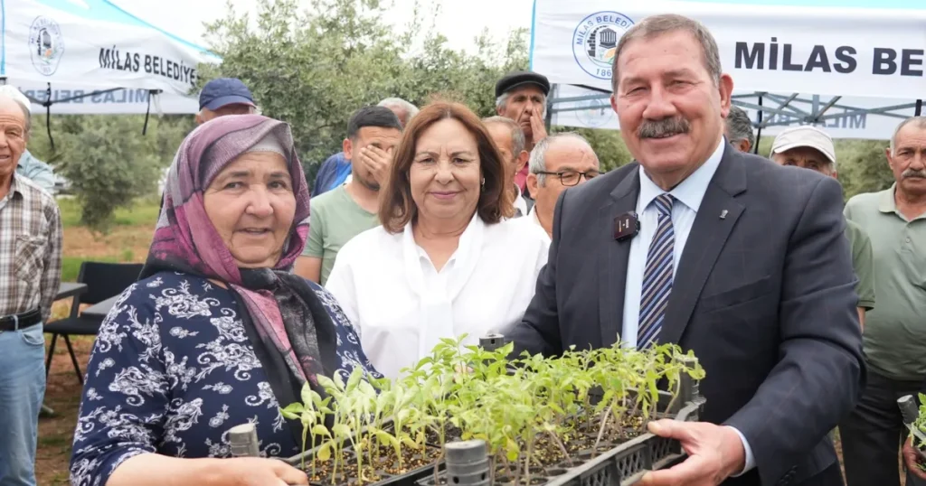 mugla-milasta-300-ureticiye-dagitim-gerceklestirildi-zJKi88CR.webp