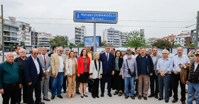 okan-yuksel-ve-nevzat-cobanoglunun-anilari-izmirde-yasatilacak-rcdrQGdE.webp