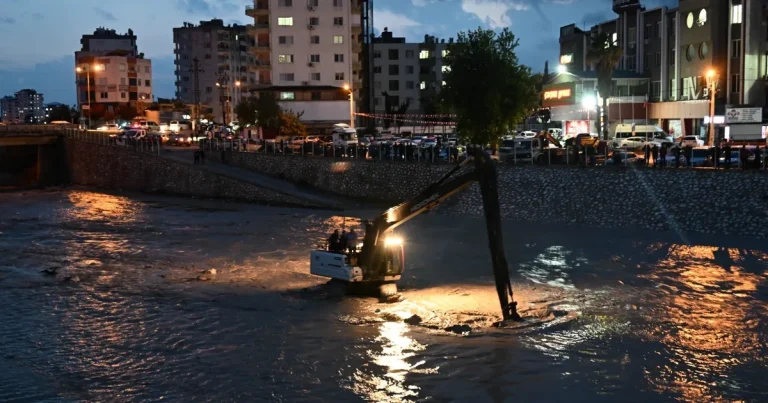 osmaniye-kadirlide-sel-felaketi-bakan-yerlikaya-son-durumu-paylasti-ZfPgb7QF.webp