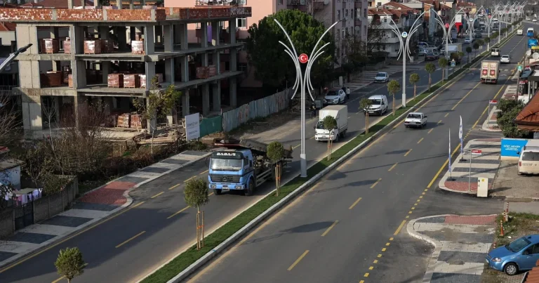 sakarya-buyuksehirden-sehrin-dort-bir-yanina-yesil-dokunus-qSTU71px.webp