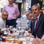 sakarya-uzuncarsida-baskan-alemdar-kunduraci-esnafiyla-bulustu-EfMtsX1I.webp
