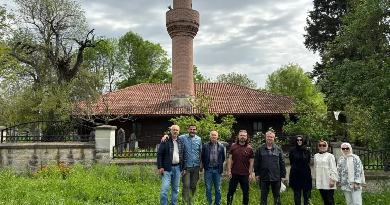 sakaryada-akademisyenlerden-tarihi-yolculuk-lcczhWnm.webp