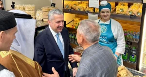 ticaret-bakan-yardimcisi-kazan-helal-market-fuarinda-uU7mRYTR.webp