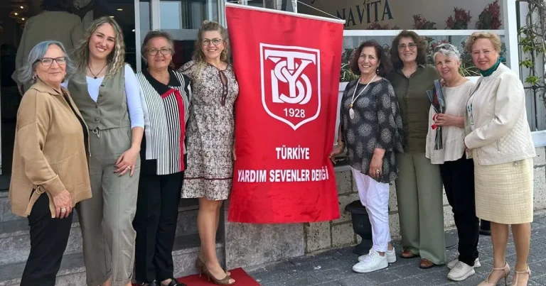 tysd-mudanya-subesinden-annelere-ozel-kutlama-FmFZx2i5.webp